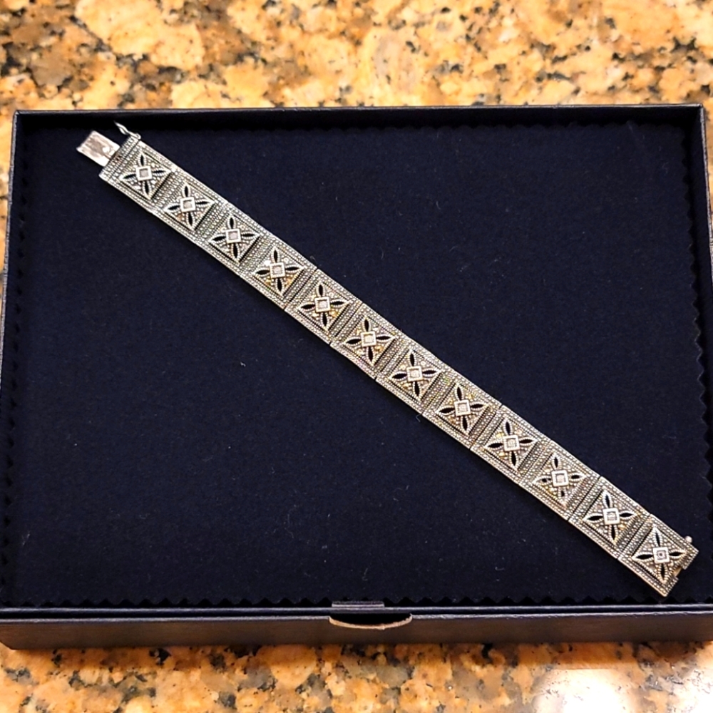 Vintage Marquesita silver bracelet.